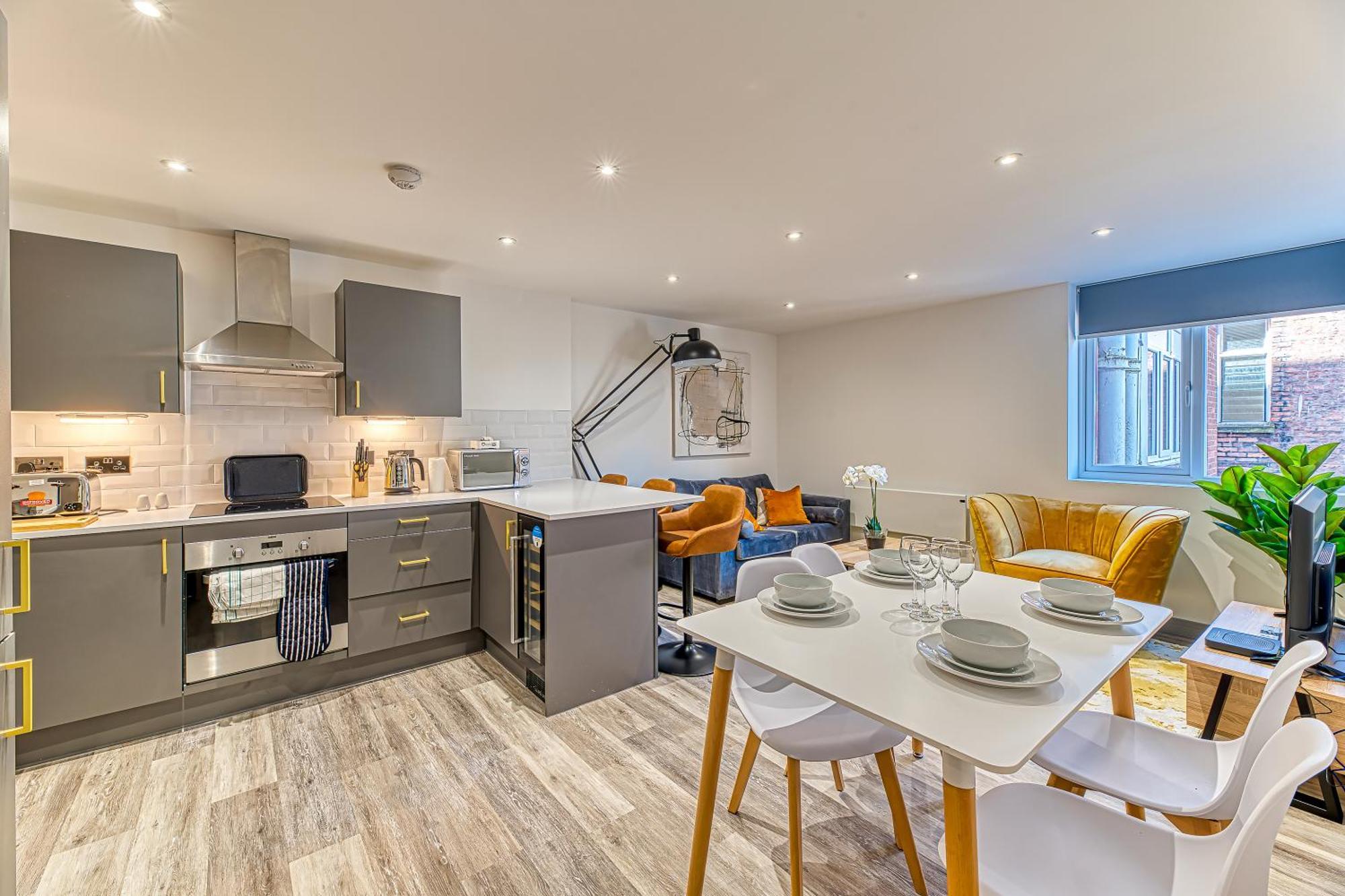 Charles House Serviced Apartments بريستون المظهر الخارجي الصورة