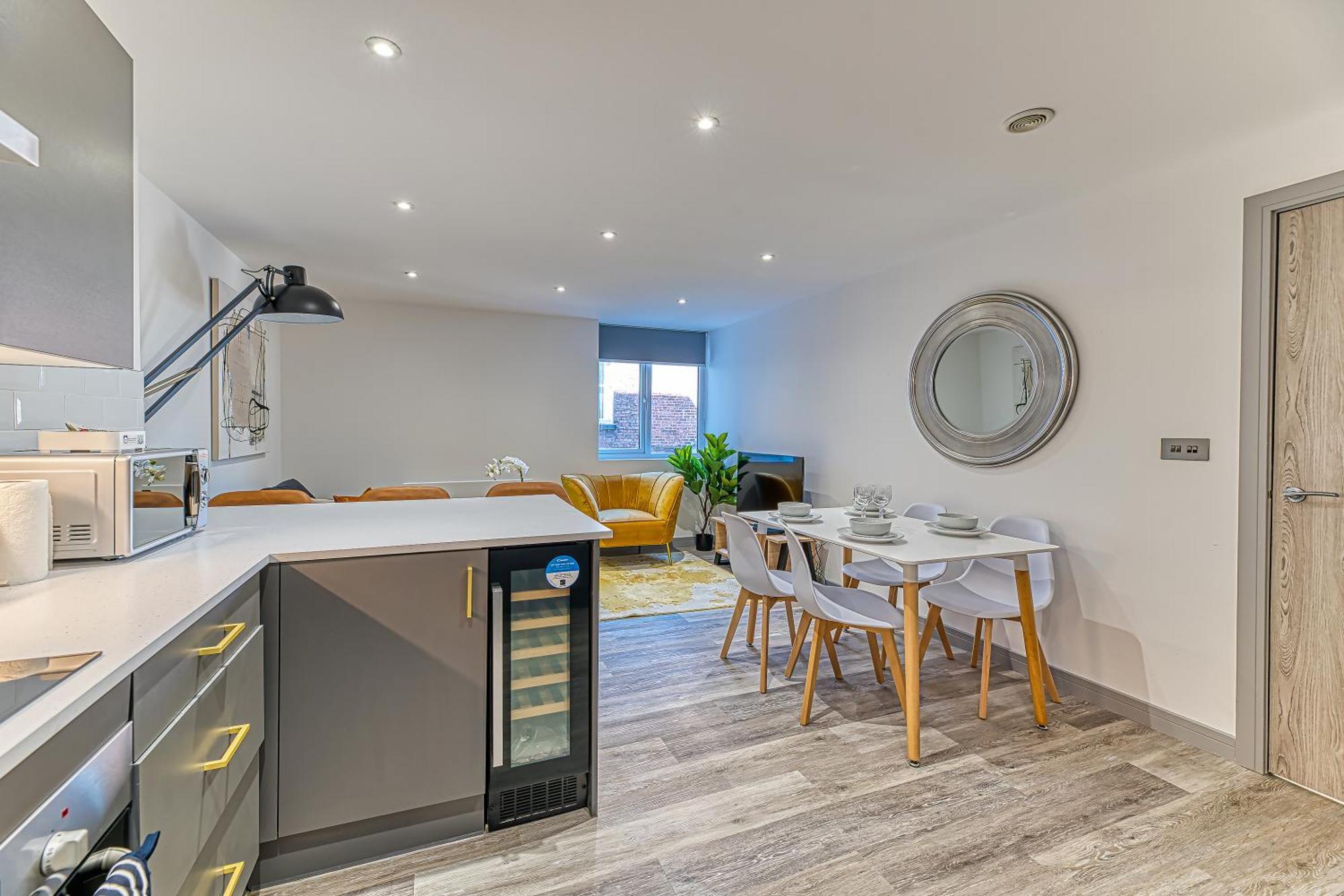 Charles House Serviced Apartments بريستون المظهر الخارجي الصورة